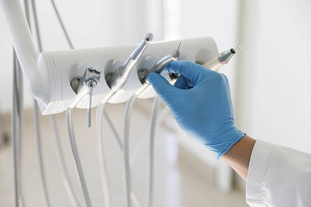Professional Invisalign Clear Aligners technician working in Baltimore city County, MD